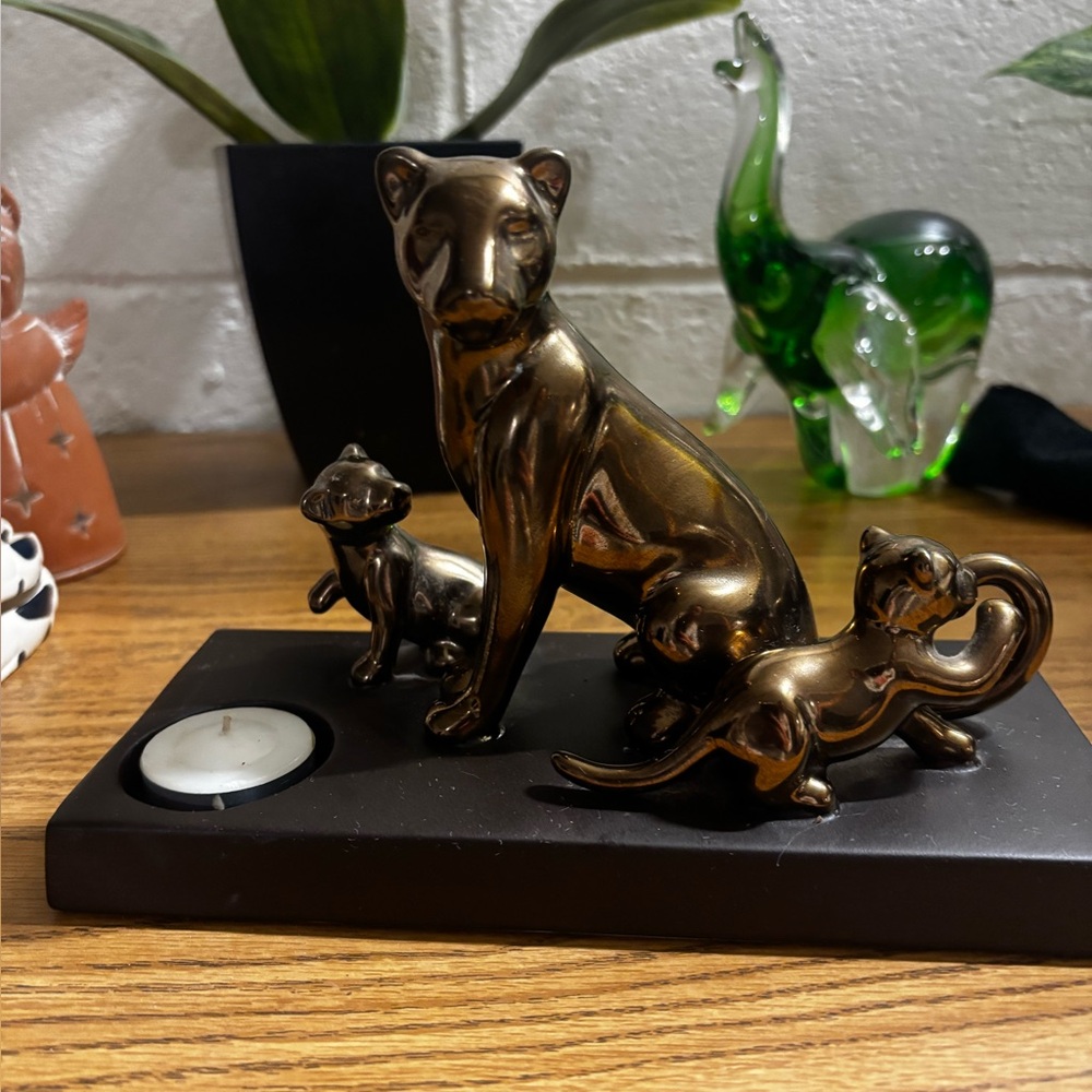 Retired PartyLite Lion's Pride tealight candle holder.